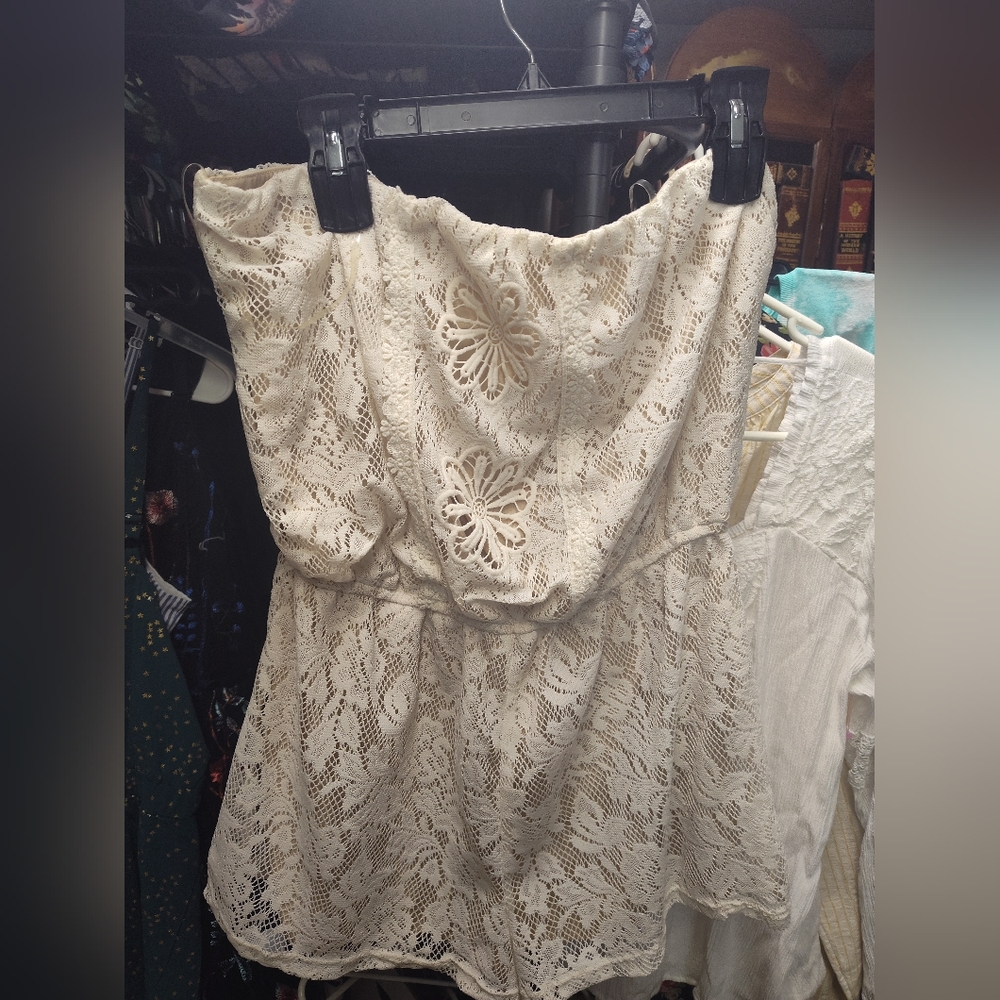 NWT Three Hearts Lace Romper Size XL
